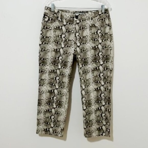 𝅺CHICOS Platinum Denim Snakeskin Print Chinos Crop Pants - Picture 1 of 4
